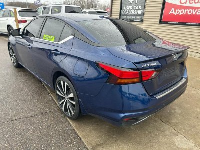 2021 Nissan Altima 2.5SR