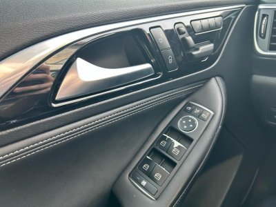 2018 Infiniti QX30 Base