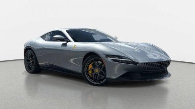 2022 Ferrari Roma Base