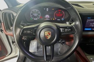 2024 Porsche Cayenne 